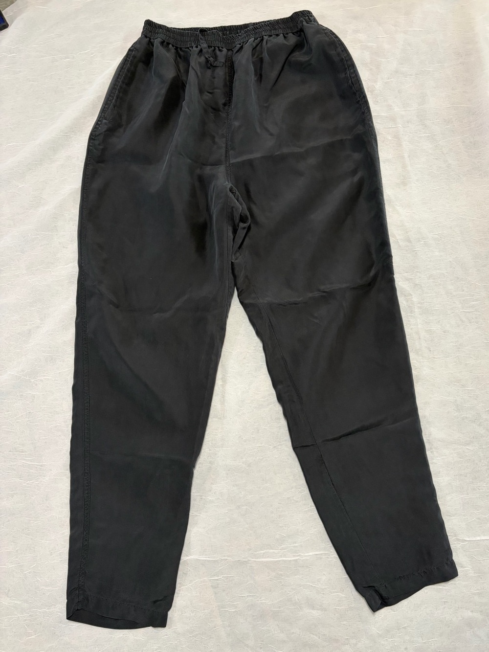 Women's Black Elastic-Waist Jogger Pants